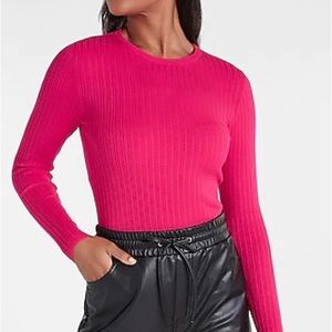NWT Express Ribbed Fitted Crew Neck Sweater. Hot pink. Size XS. Tags attached.